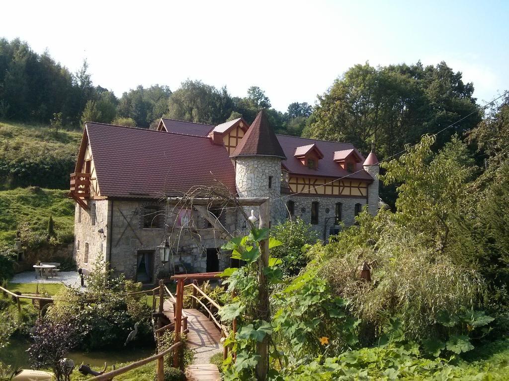 Zbójna Debra Bed and Breakfast Golejów Kamer foto