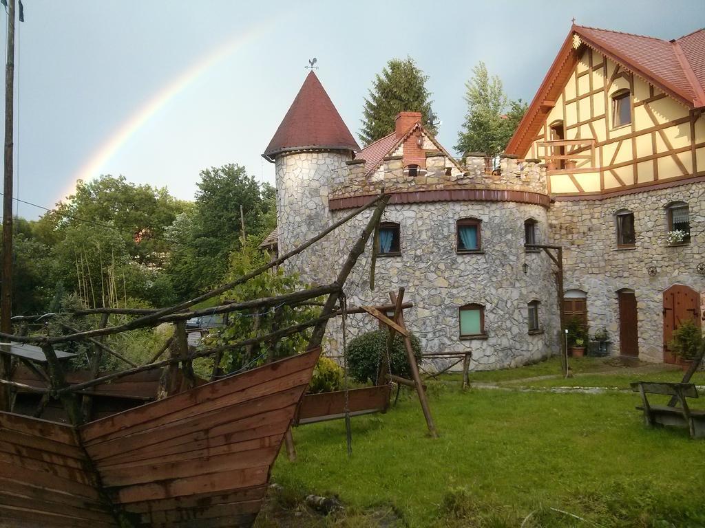 Zbójna Debra Bed and Breakfast Golejów Buitenkant foto