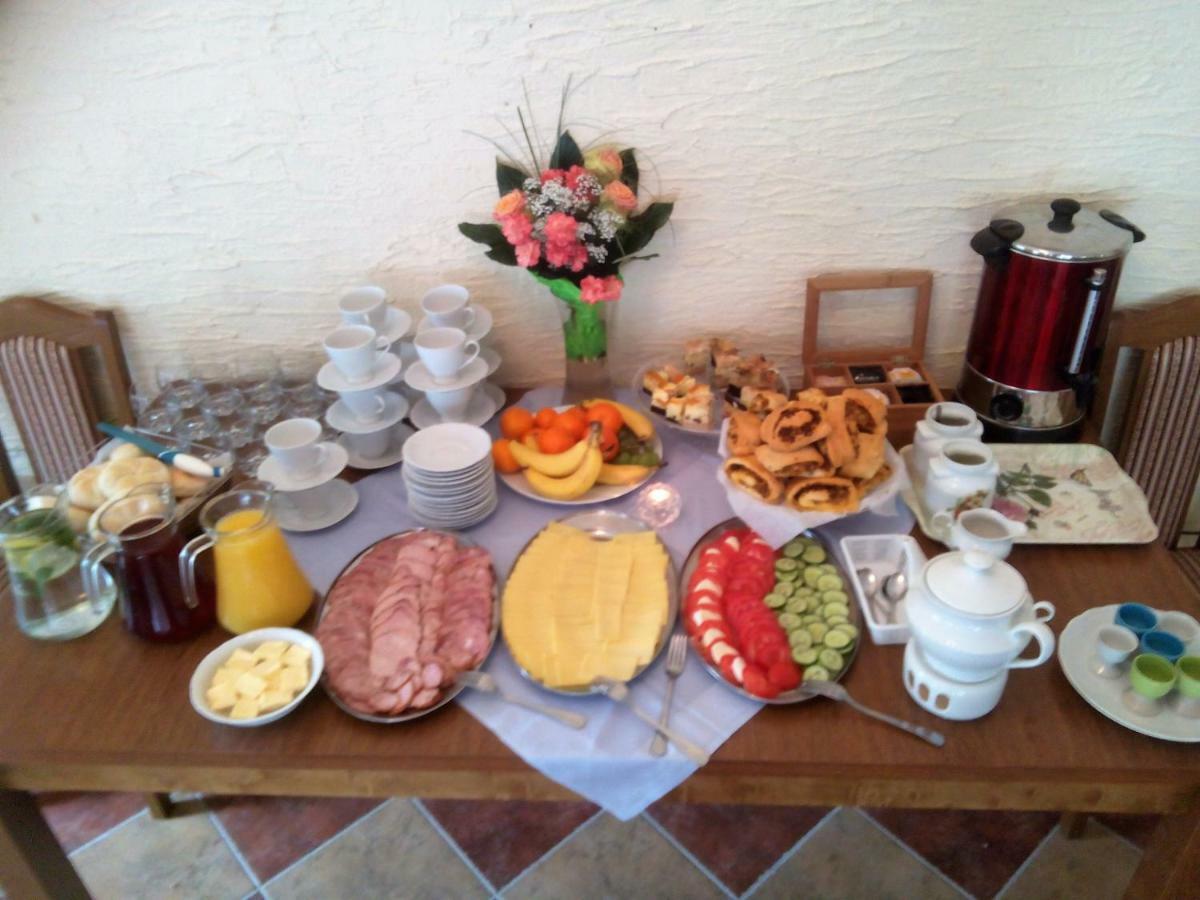 Zbójna Debra Bed and Breakfast Golejów Buitenkant foto